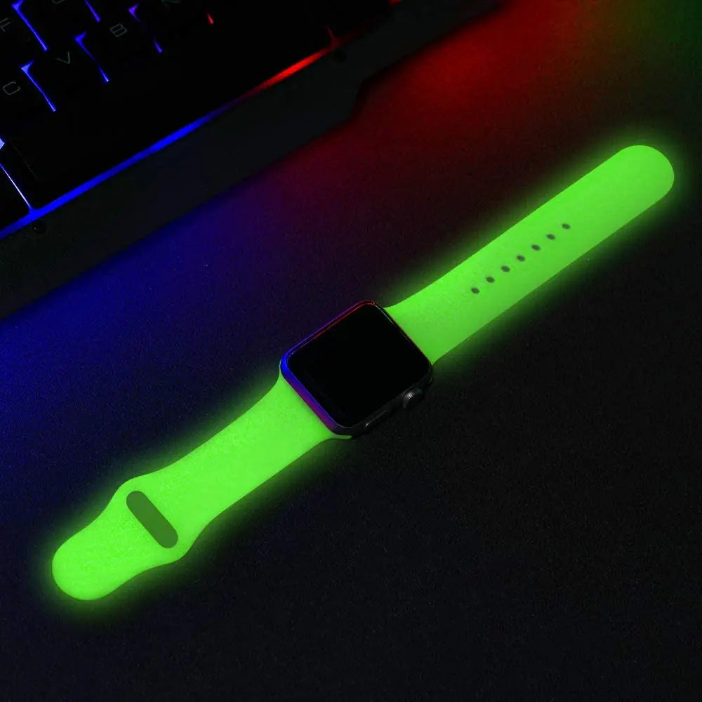 Luminous Silicone Strap Apple Watch Band (GLOW IN THE DARK)